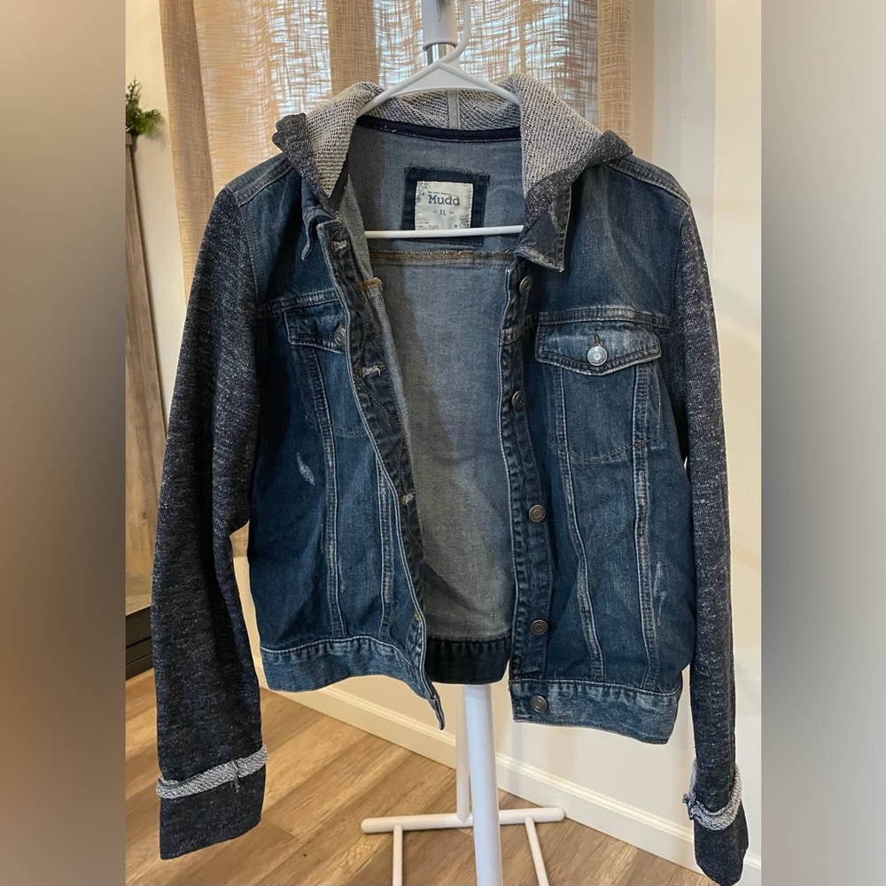 MUDD Dark denim jacket with knit sleeves and hood.